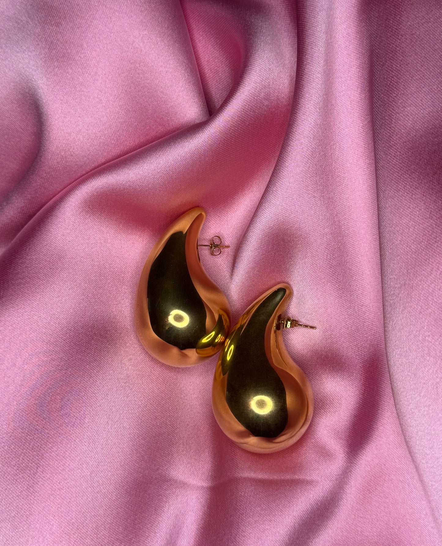GLOBULE earrings