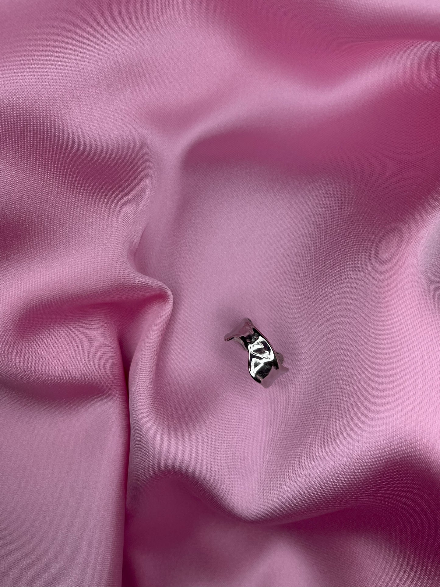 MELTED HEART ring