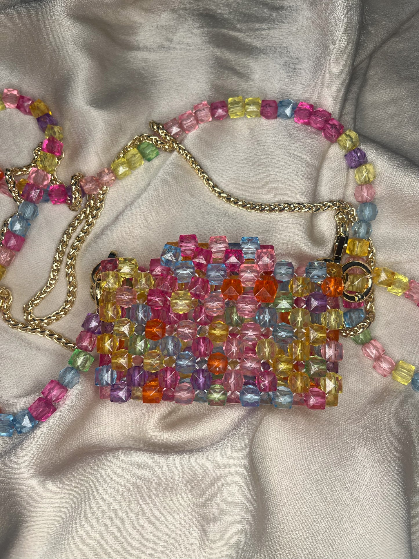 MODEL №18 multicolored square 8 mm beads bag