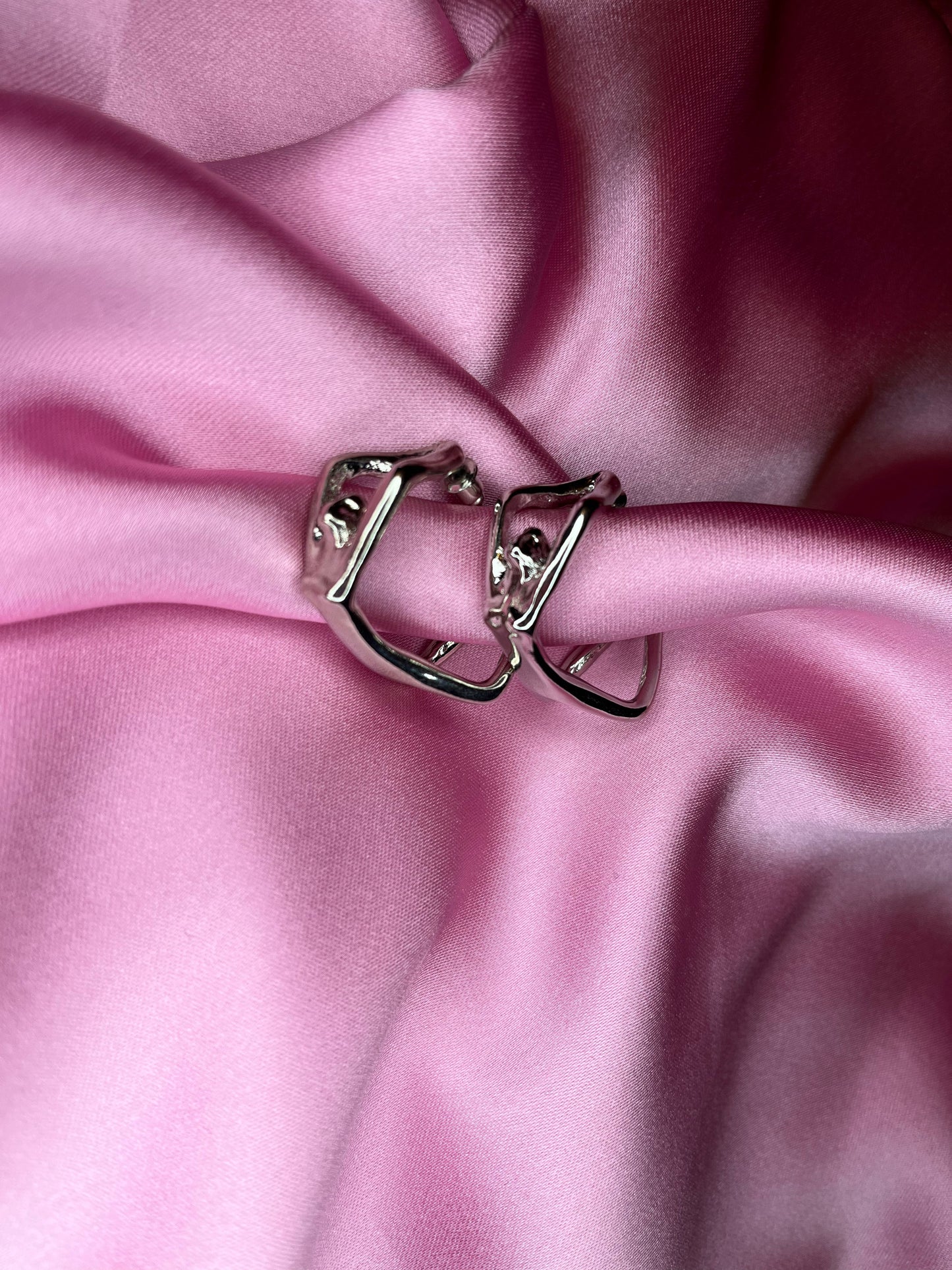 DANCE WITH ME earrings