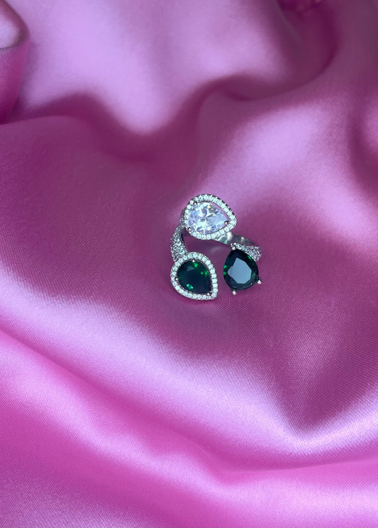 TRIADE ring