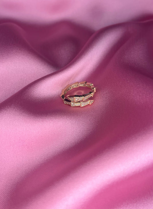LONE SNAKE ring